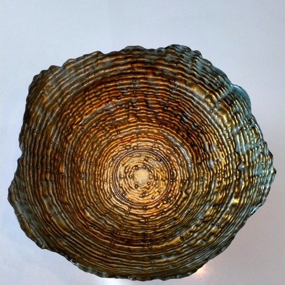 Gold metallic basket glass bowl 10 1/2" across top - Picture 2 of 5